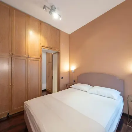 Spanish Steps, Niccolo Retreat , Strollingrome Apartament